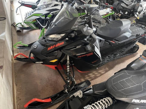 2019 Ski-Doo Renegade® Enduro™ 9
