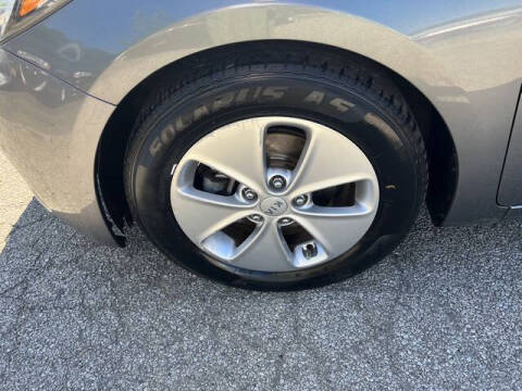 2016 Kia Forte5 LX