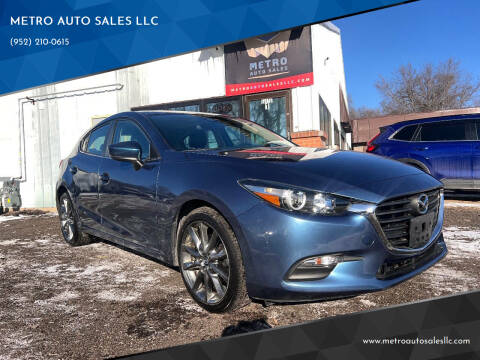 2018 Mazda MAZDA3 for sale at METRO AUTO SALES LLC in Lino Lakes MN