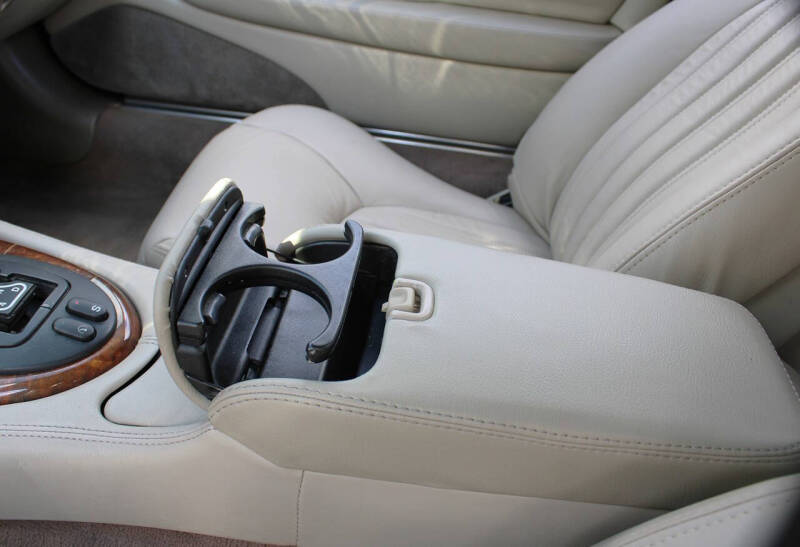 2000 Jaguar XKR
