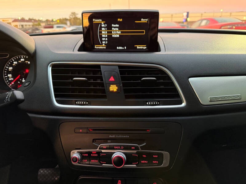 2015 Audi Q3 2.0T quattro Premium Plus