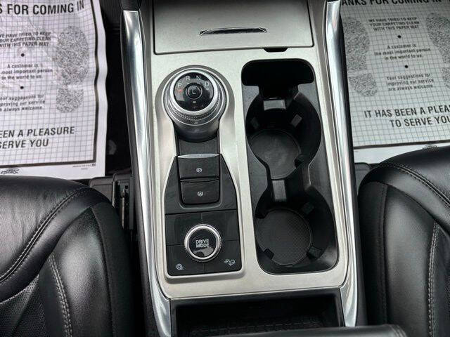 2022 Ford Explorer Hybrid Platinum