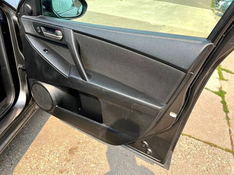 2013 Mazda MAZDA3 i Touring