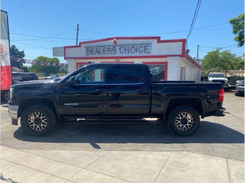 2017 GMC Sierra 2WD Crew Cab Short Box SLE's photo