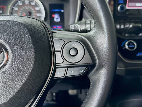 2022 Toyota Corolla Hatchback SE