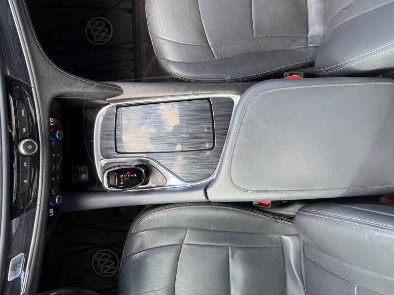 2020 Buick Enclave Essence