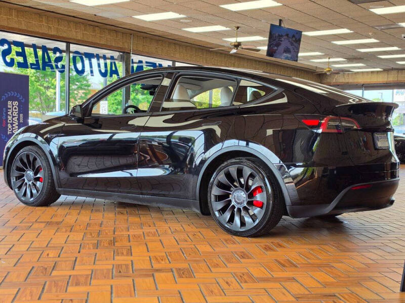 2023 Tesla Model Y Performance