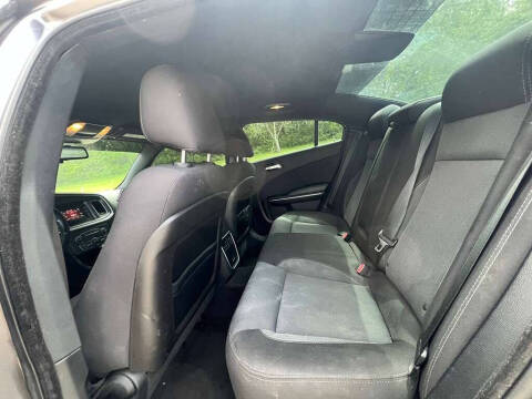 2015 Dodge Charger SE