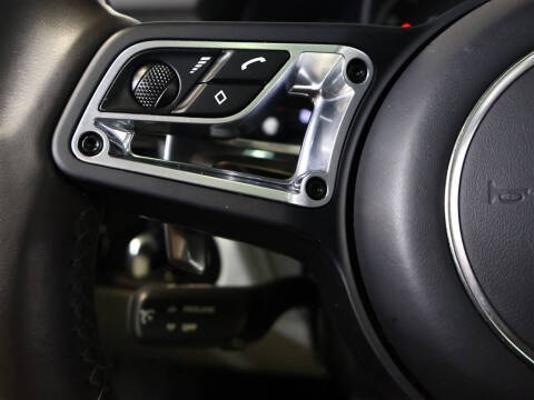 2020 Porsche Macan Turbo