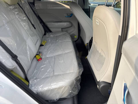 2026 Hyundai Kona SEL Premium