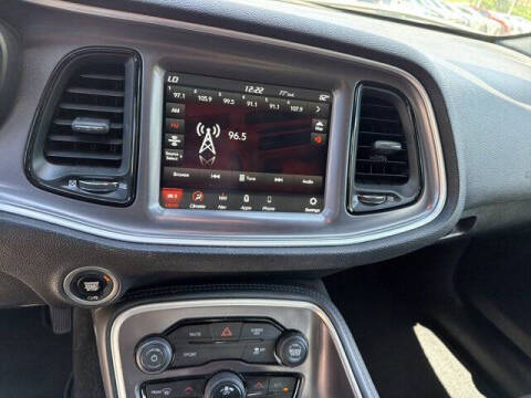 2020 Dodge Challenger SXT