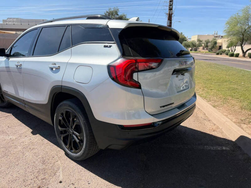 2020 GMC Terrain SLT