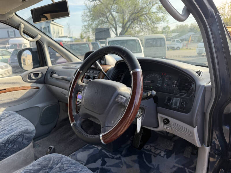 1996 Mitsubishi Delica