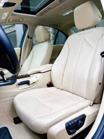 2013 BMW 3 Series 328i