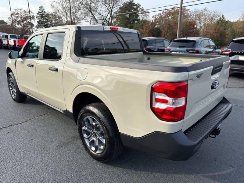 2025 Ford Maverick XLT