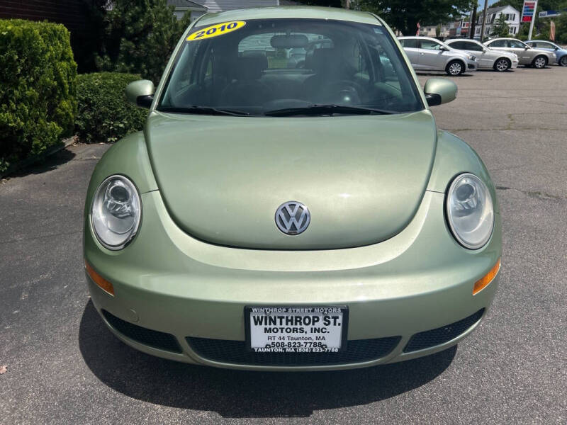 2010 Volkswagen New Beetle Base PZEV