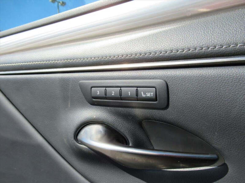 2022 Lexus ES 350 F SPORT