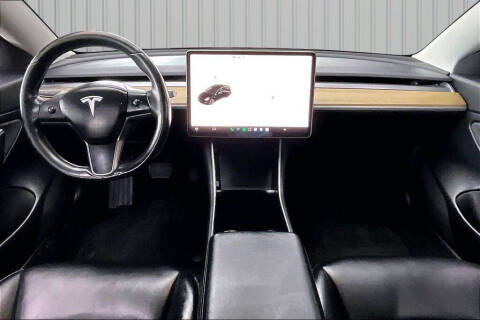 2019 Tesla Model 3 Standard Range Plus