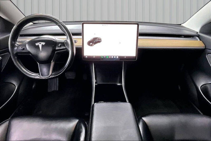 2019 Tesla Model 3 Standard Range Plus