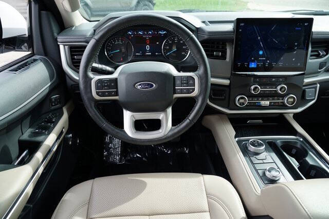 2024 Ford Expedition XLT