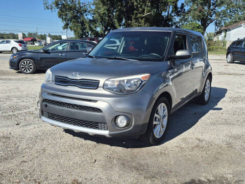 2017 Kia Soul +