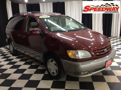 2001 Toyota Sienna for sale at SPEEDWAY AUTO MALL INC in Machesney Park IL