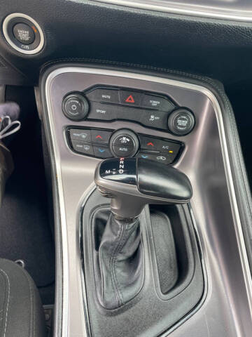2020 Dodge Challenger SXT