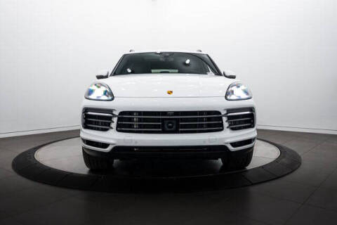 2023 Porsche Cayenne S Platinum Edition