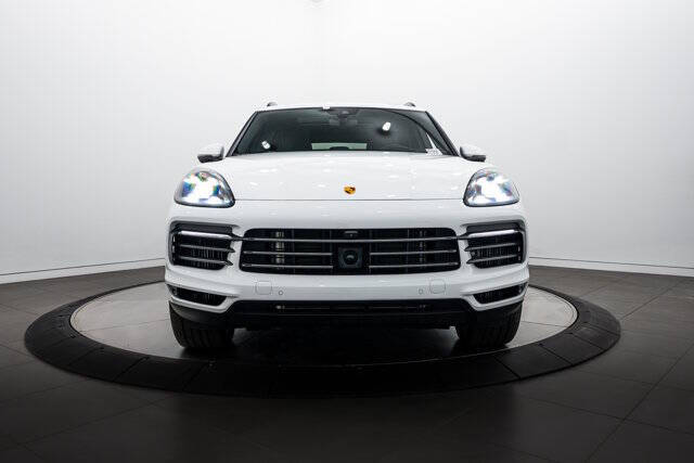 2023 Porsche Cayenne S Platinum Edition