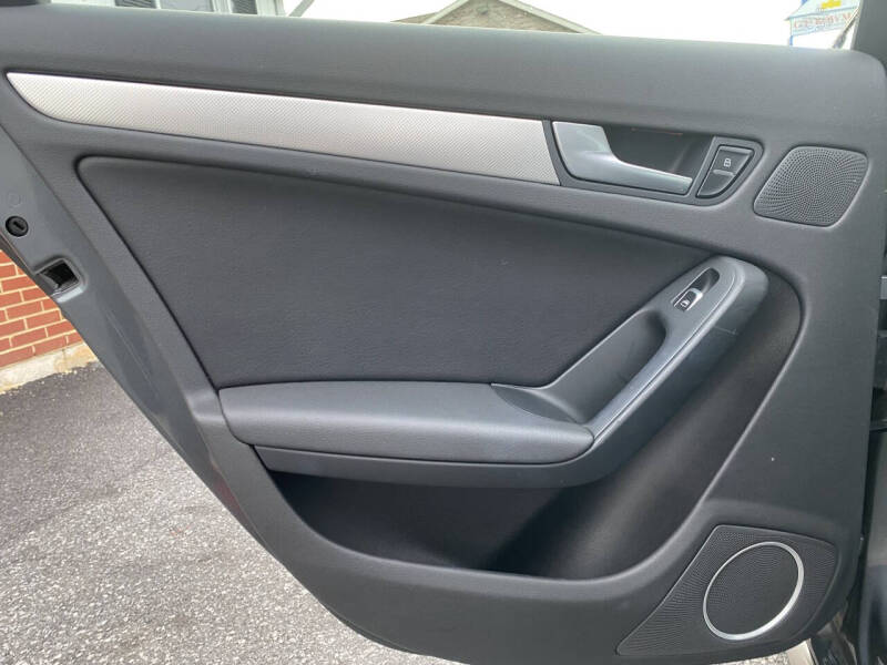 2016 Audi A4 2.0T quattro Premium Plus