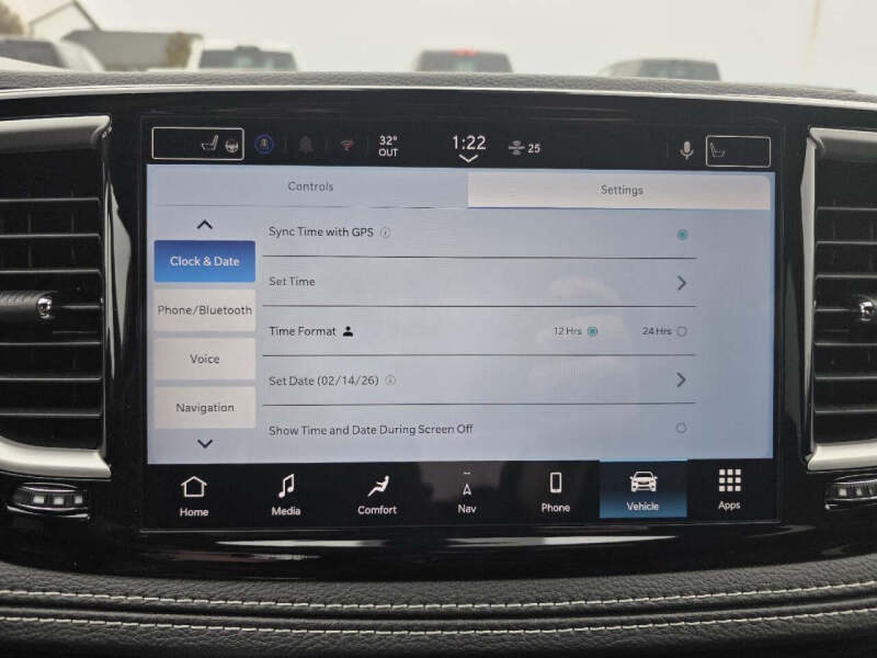 2026 Chrysler Pacifica Select