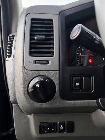 2016 Nissan NV 3500 HD SL