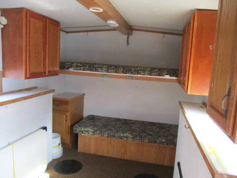 2008 ICE CASTLE 17' FISH HOUSE