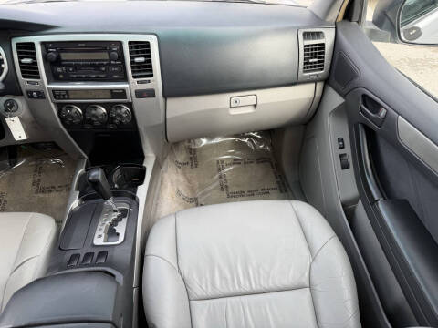 2003 Toyota 4Runner SR5