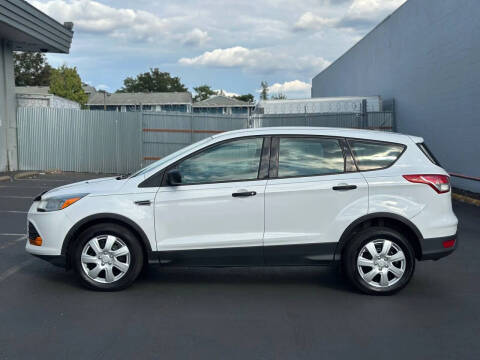 2014 Ford Escape S
