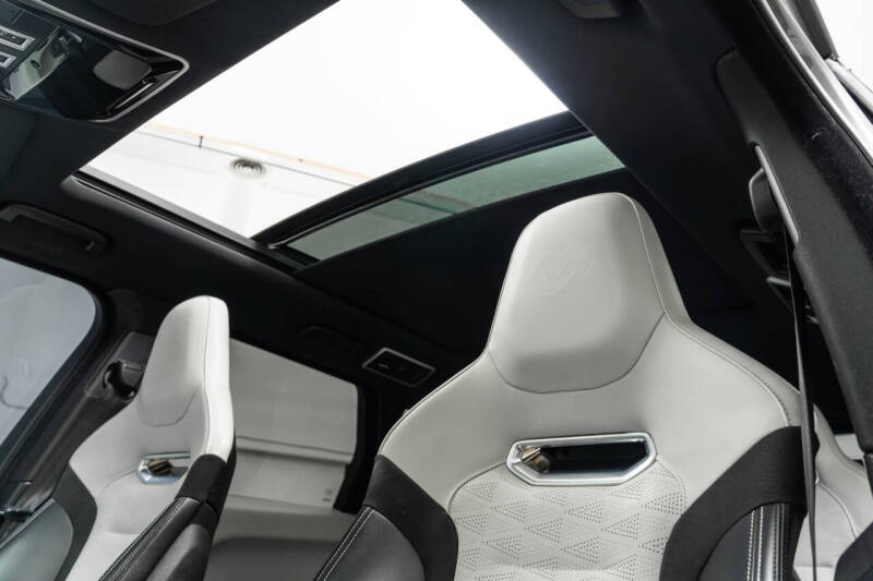 2020 Land Rover Range Rover Sport SVR