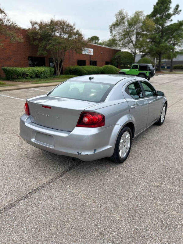 2013 Dodge Avenger SE