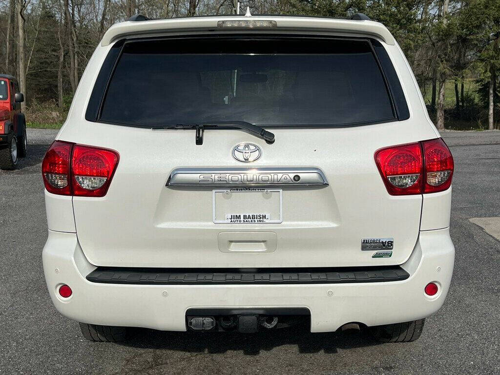 2013 Toyota Sequoia 4