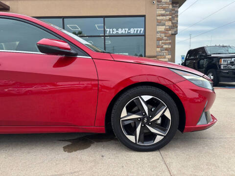 2022 Hyundai Elantra SEL