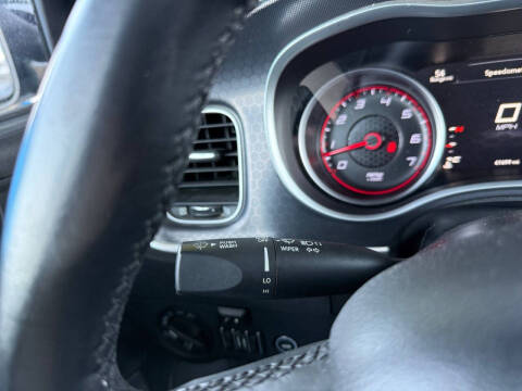 2017 Dodge Charger SXT