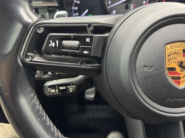 2022 Porsche Macan S