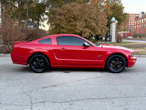 2008 Ford Mustang GT Deluxe