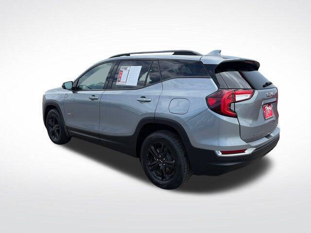 2023 GMC Terrain AT4