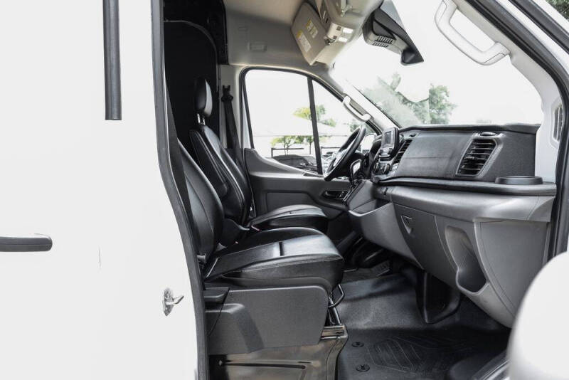 2023 Ford Transit