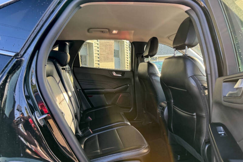 2025 Ford Escape Platinum - Photo 14
