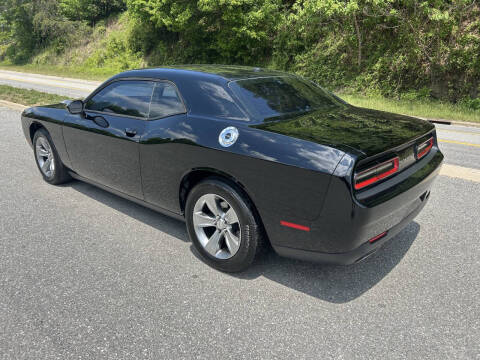 2016 Dodge Challenger SXT