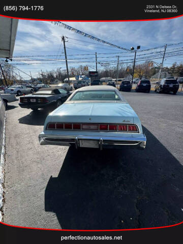 1976 Ford Thunderbird 2D Hardtop