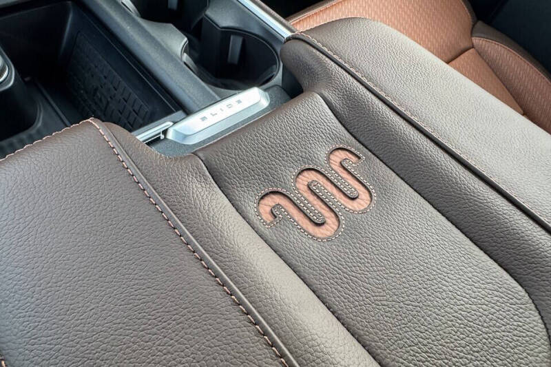 2025 Ford Expedition King Ranch