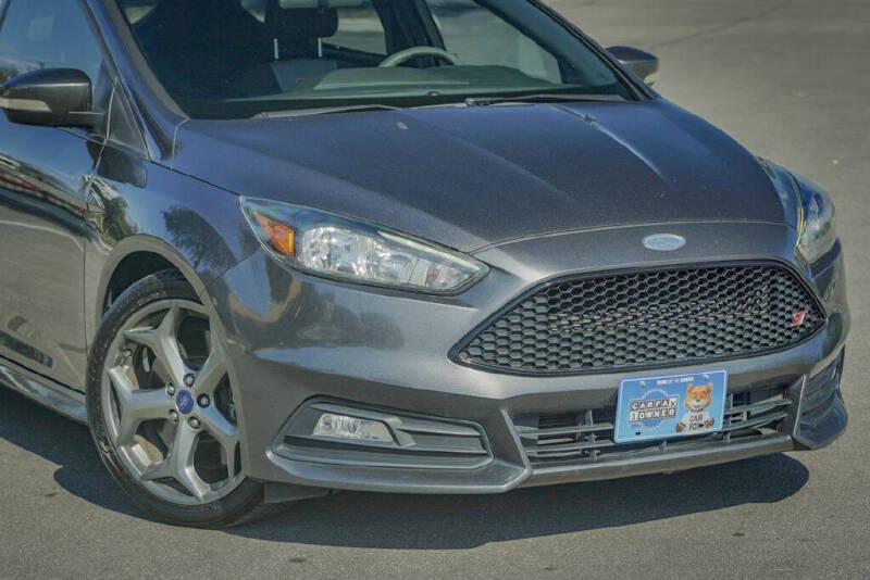 2017 Ford Focus ST