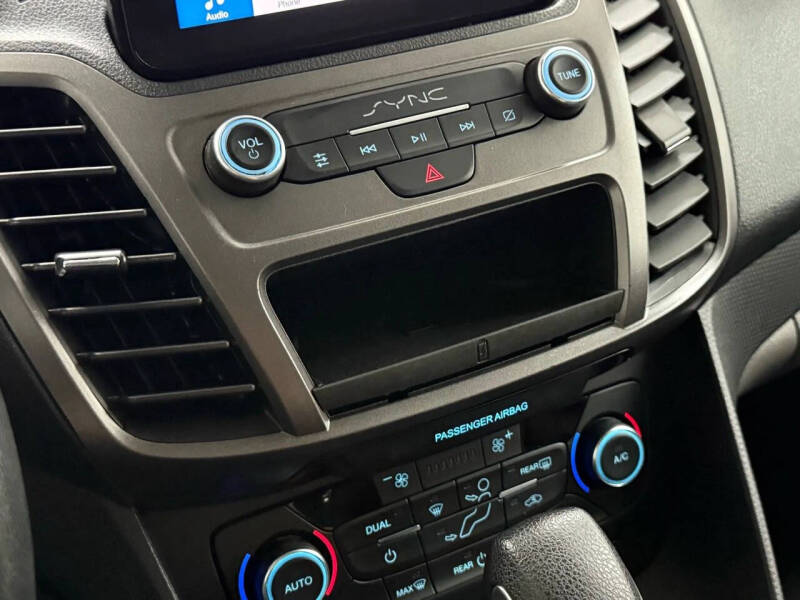 2020 Ford Transit Connect XLT